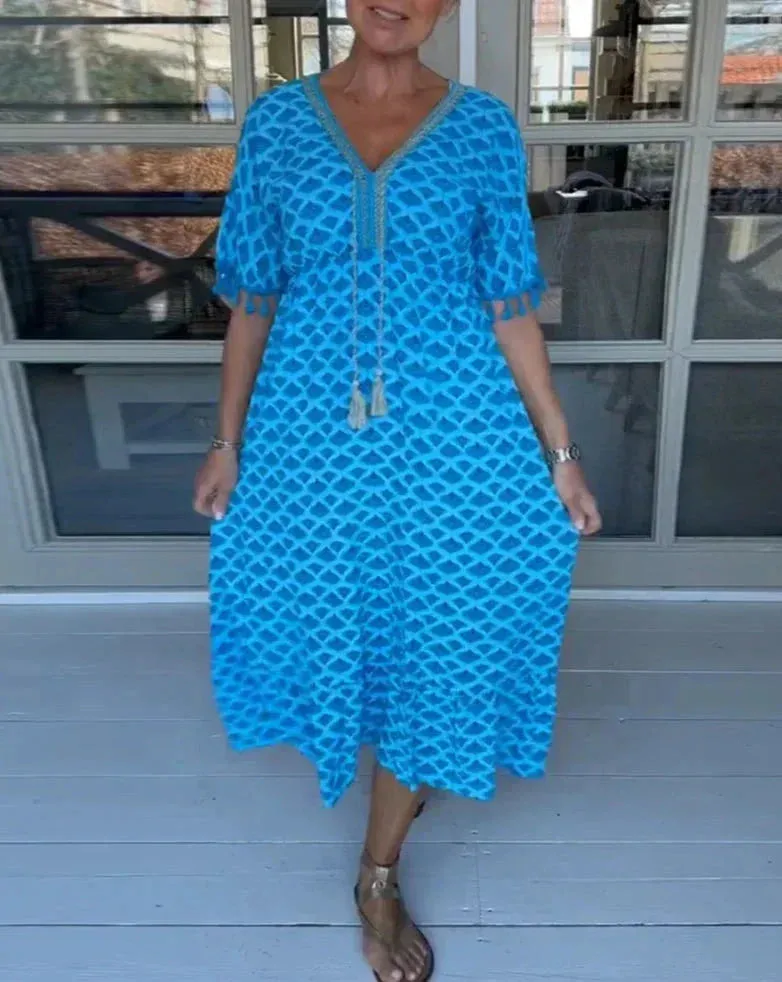 Aisha™ Effortlessly Stylish V-Neck Midi Dress for Ultimate Comfort