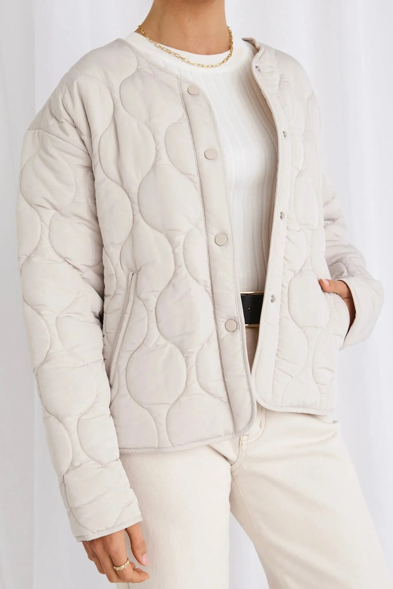 Apex Collarless Puffer - Putty