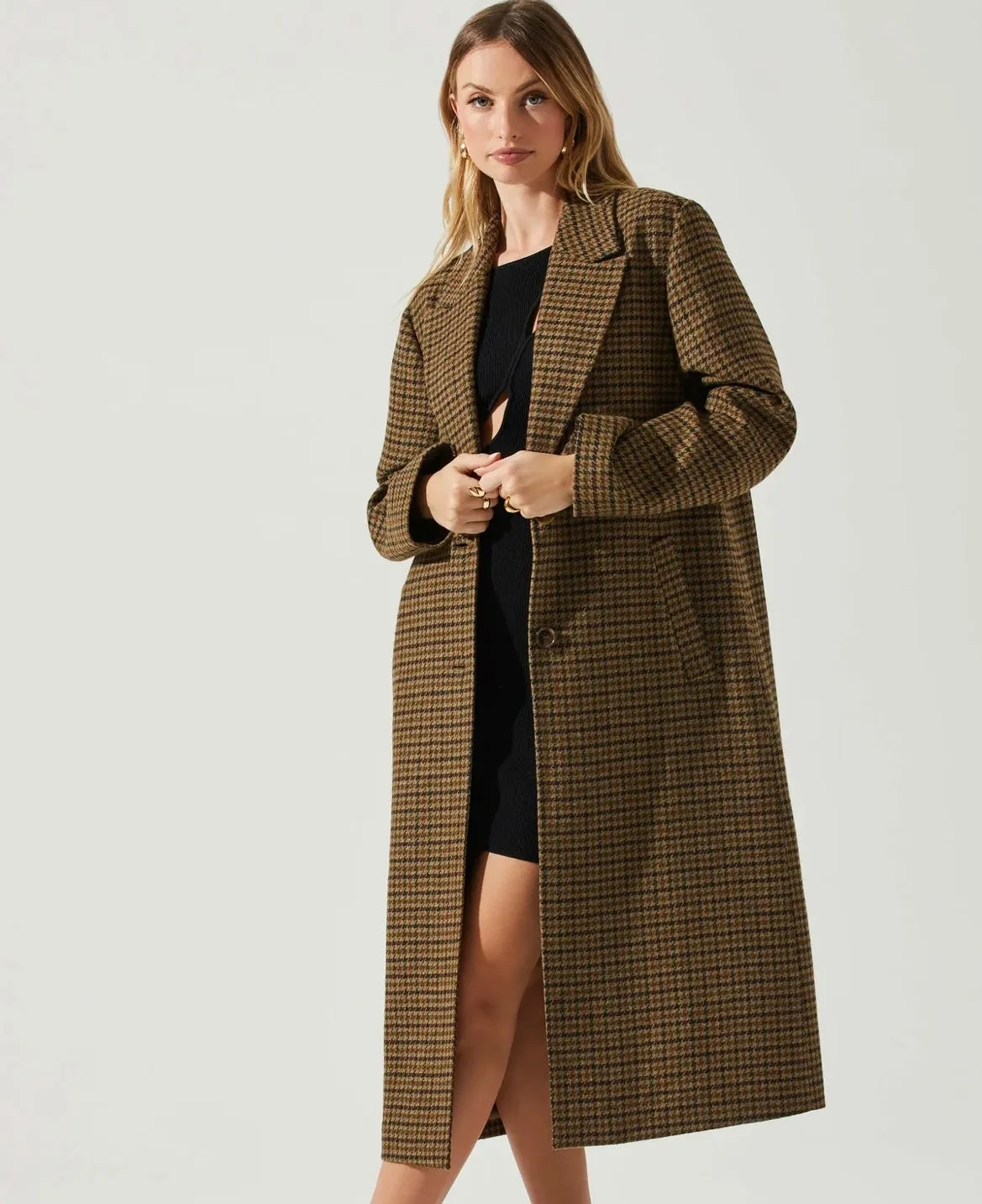 ASTR Sonya Plaid Oversized Coat
