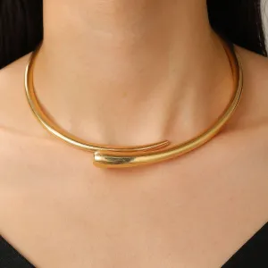 Bold Gold Torque Choker Necklace – Statement Irregular Necklace for Women