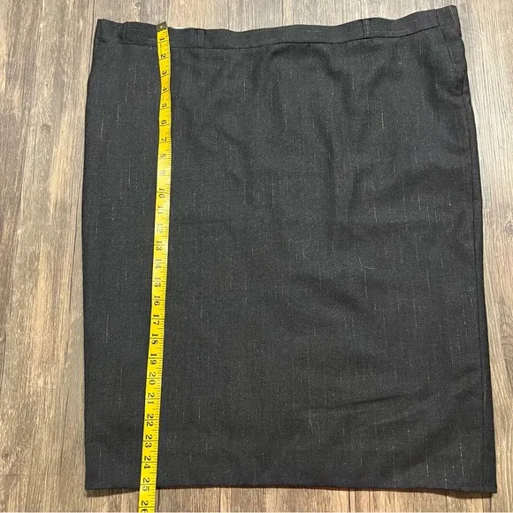Escada Margarethe Lay Vtg 90s Knee Length Black Gold Pinstriped Pencil Skirt 16