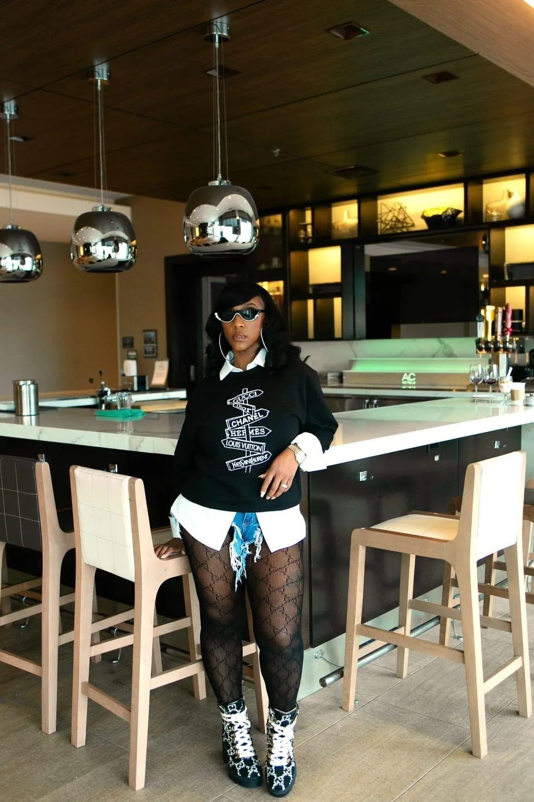 Fashion Sweatshirt(5 BUSINESS DAYS FOR SHIP/PICK UP)