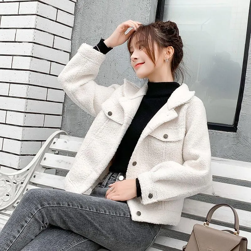 Fashion Trend Velvet Women's Coat Autumn and Winter Loose Plus Velvet Thick Lamb Wool Coat
