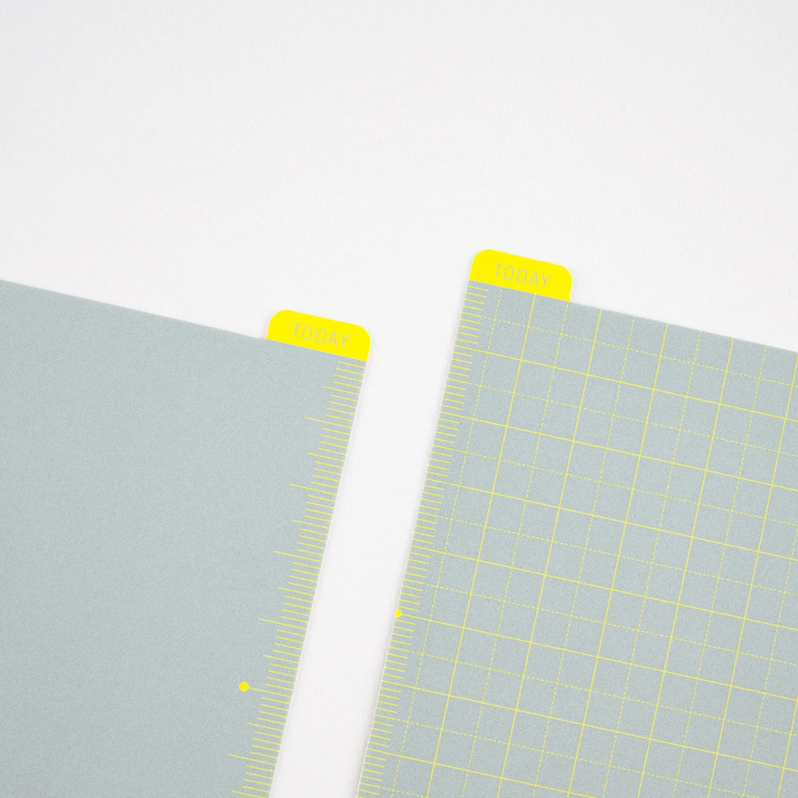 [Hobonichi Pencil Board] Ice Gray x Yellow (3 sizes)