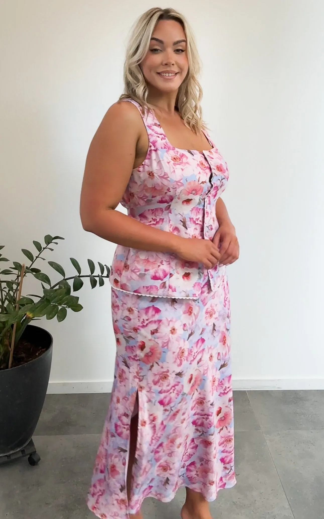 Inez Maxi Skirt - Pink Blue Floral