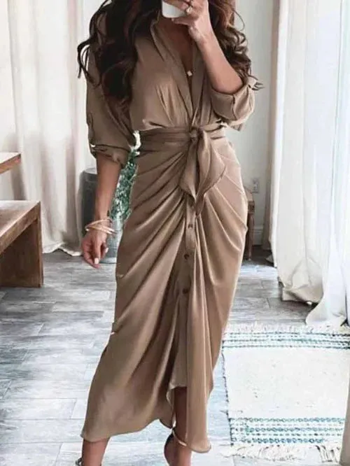 Jillian - Elegant casual dress with V-neckline and waist belt
