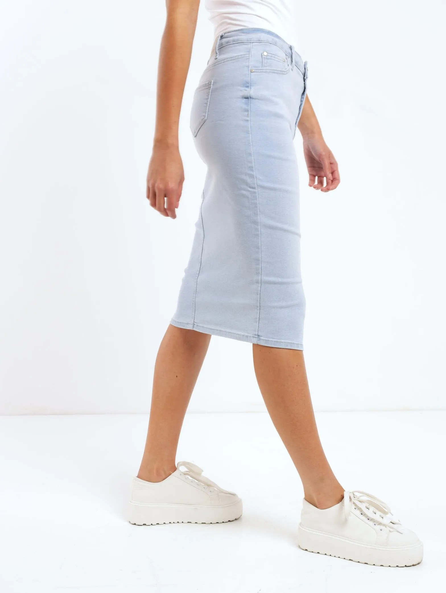 Ladies Denim Pencil Skirt - Light Wash