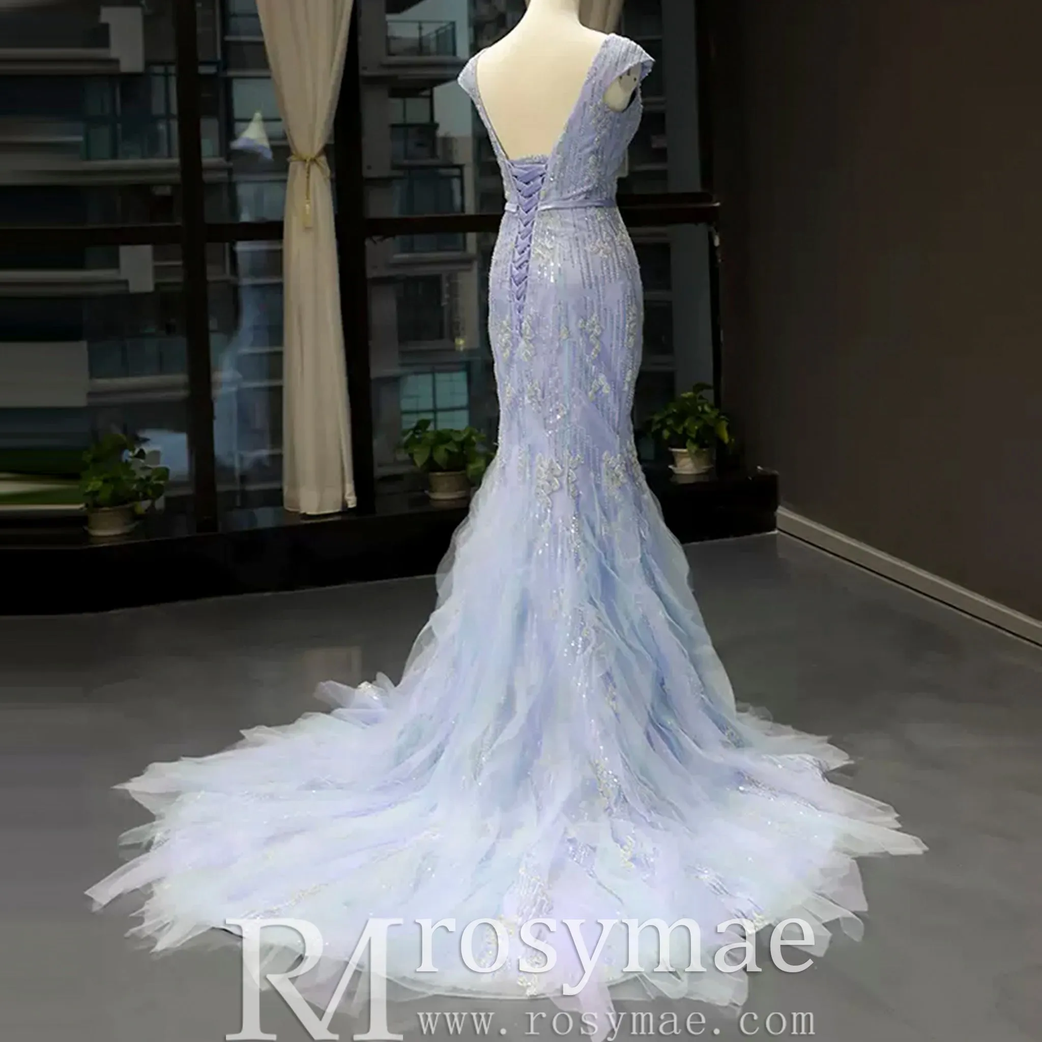 Latest Beading Sequined Wedding Dress V-Neck Vintage Mermaid Bridal Gown