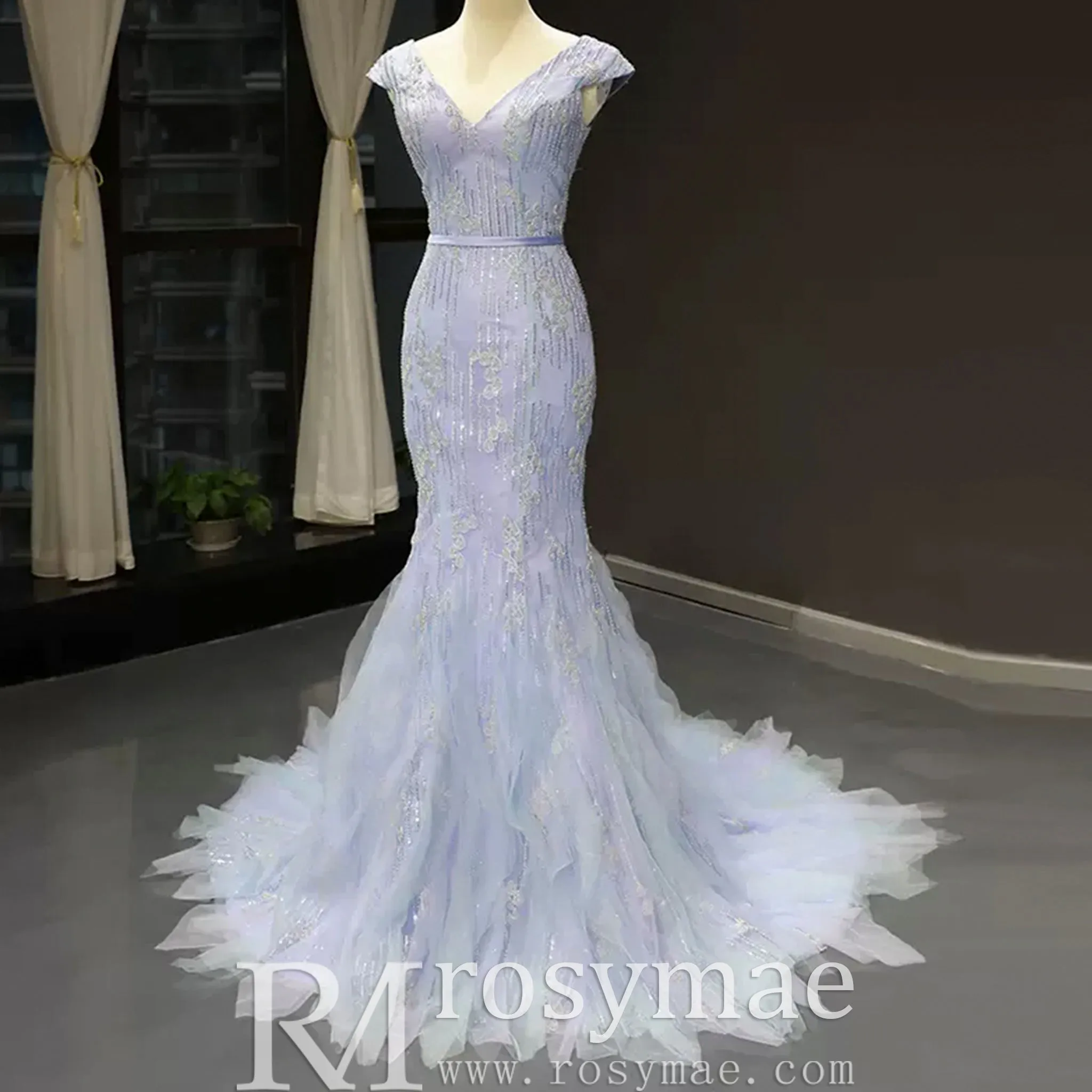 Latest Beading Sequined Wedding Dress V-Neck Vintage Mermaid Bridal Gown