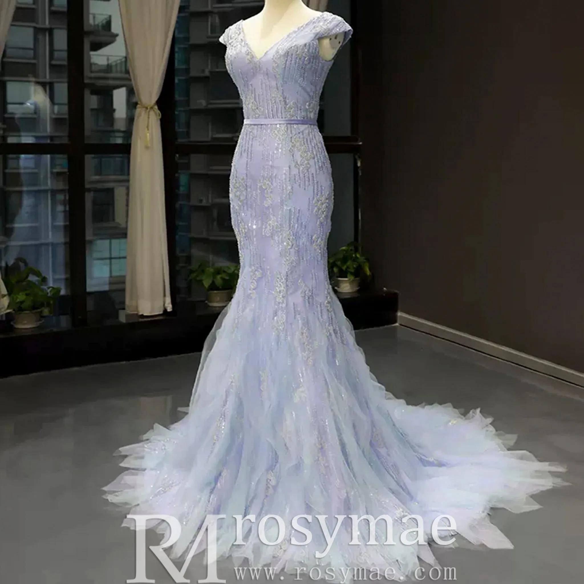 Latest Beading Sequined Wedding Dress V-Neck Vintage Mermaid Bridal Gown