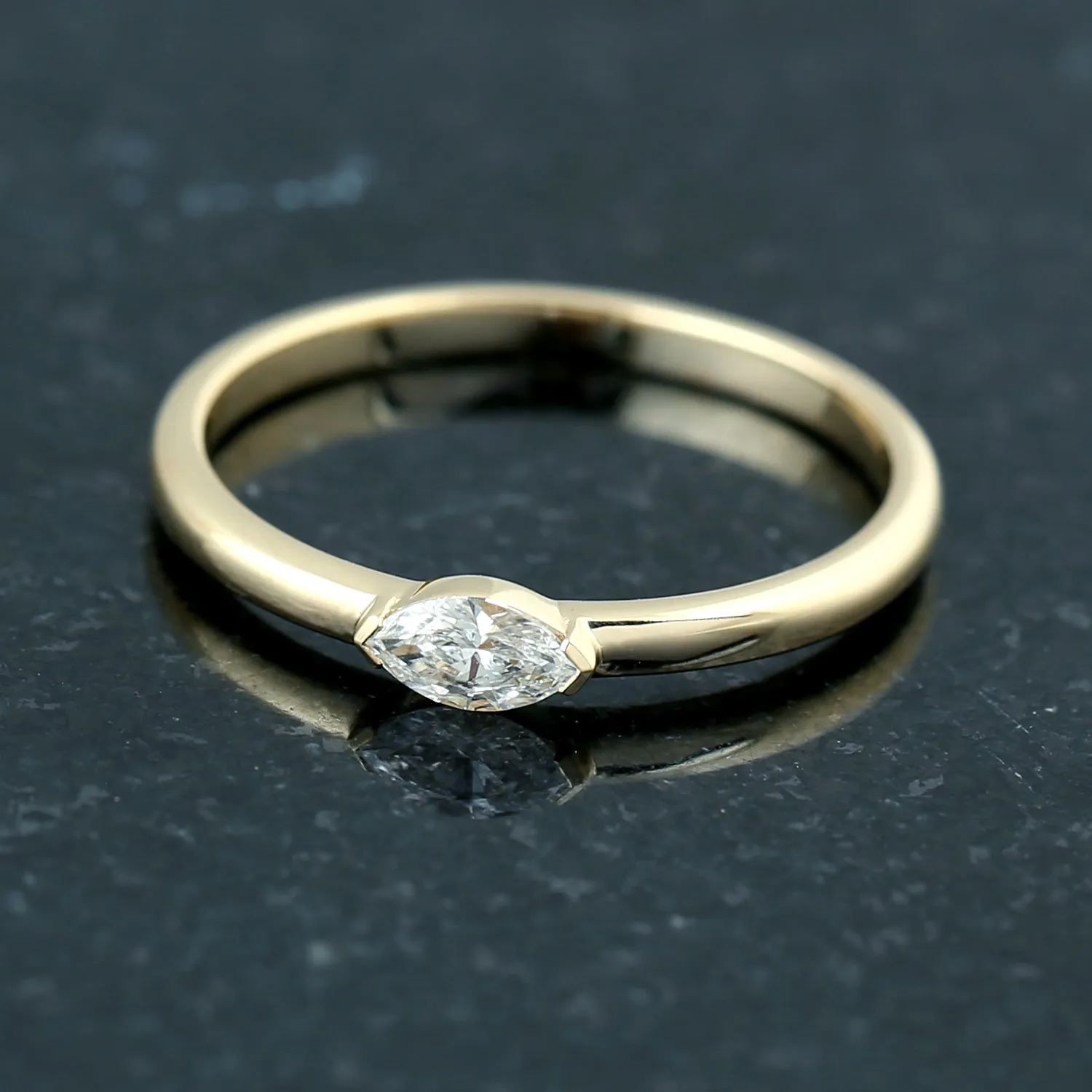Marquise Cut Diamond Solitaire Sleek Band Ring In 18K Yellow Gold