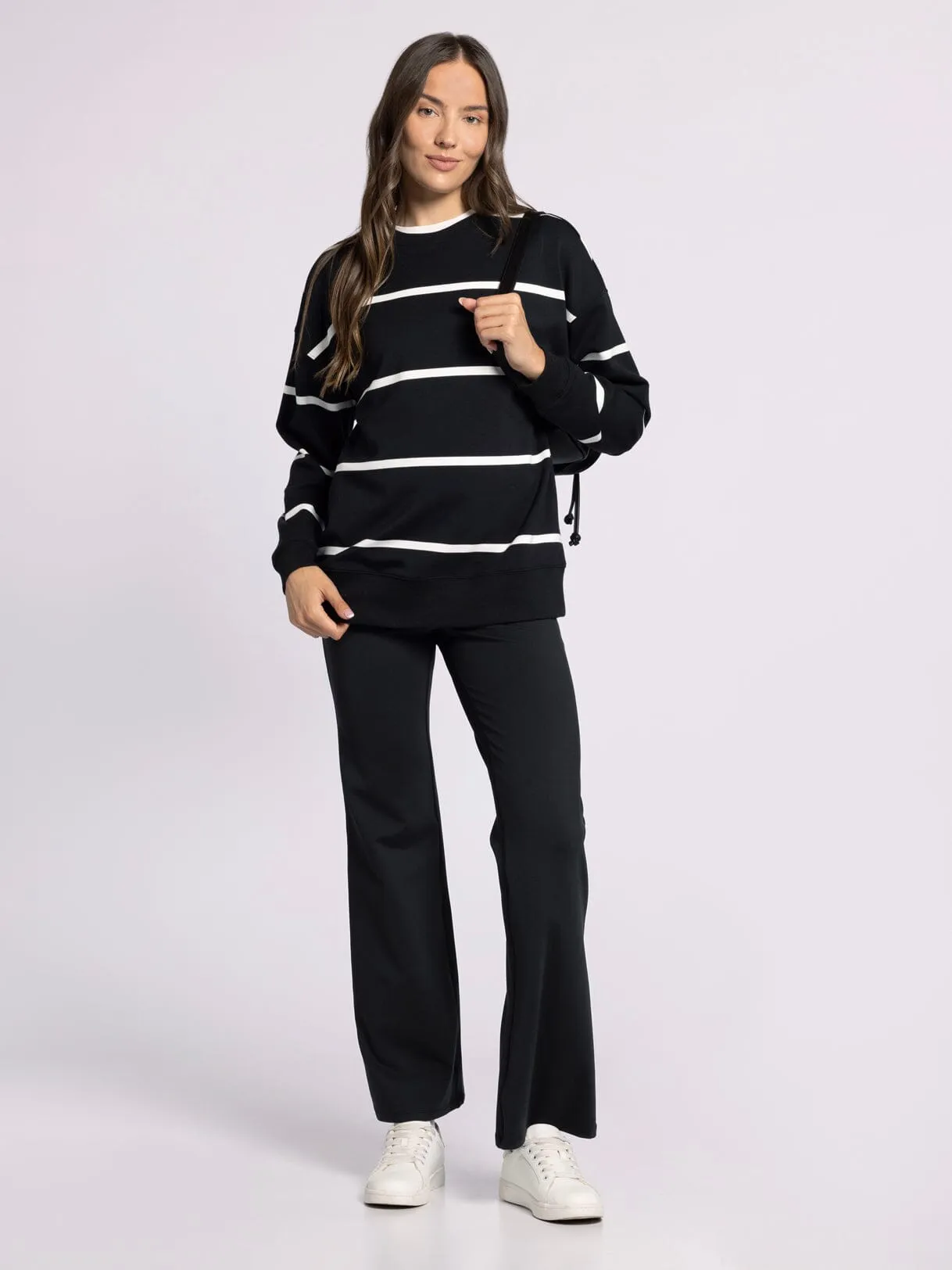 MARTINA OVERSIZED CREW - PREPACK OF 6 UNITS