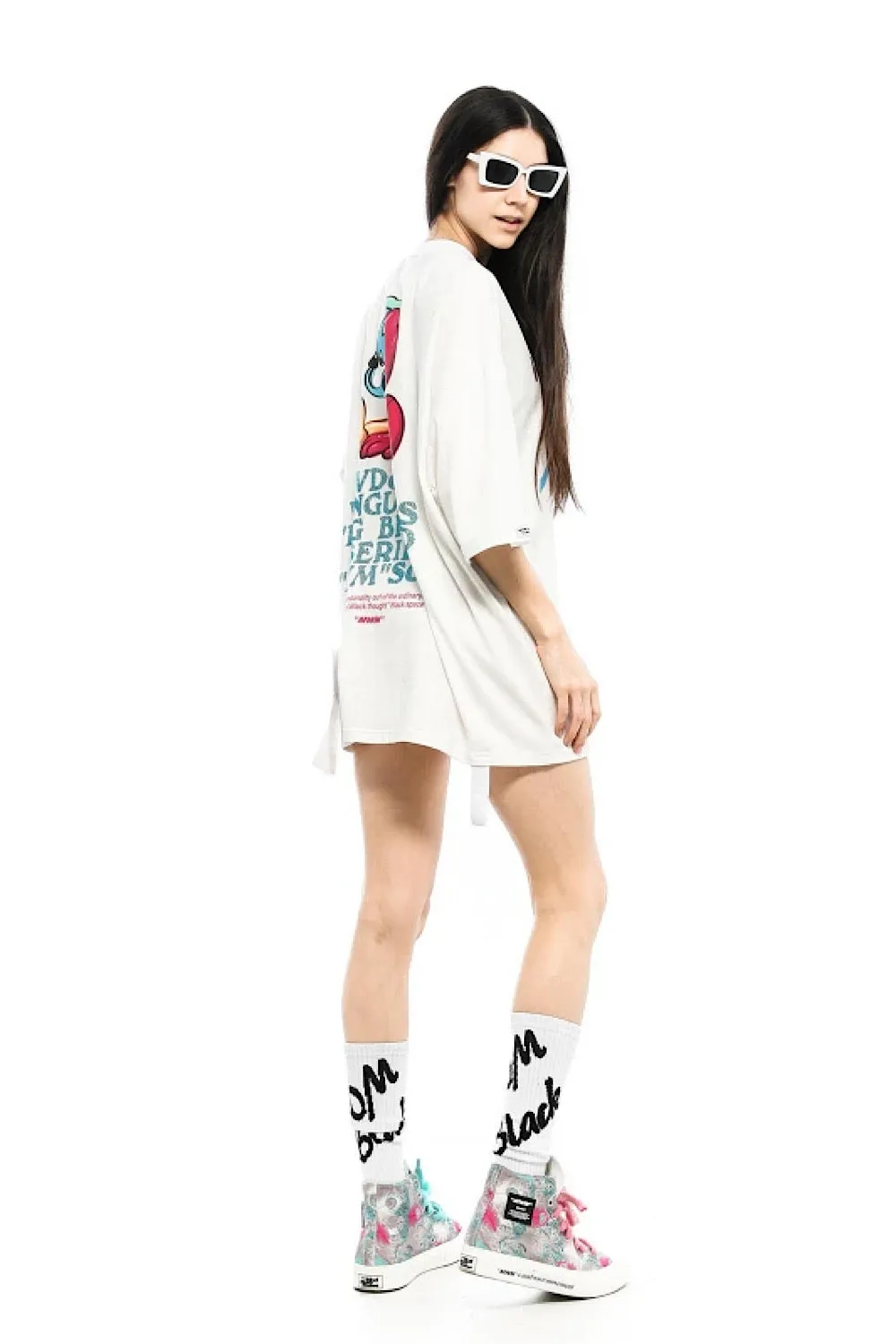 OVERSIZED TSHIRT