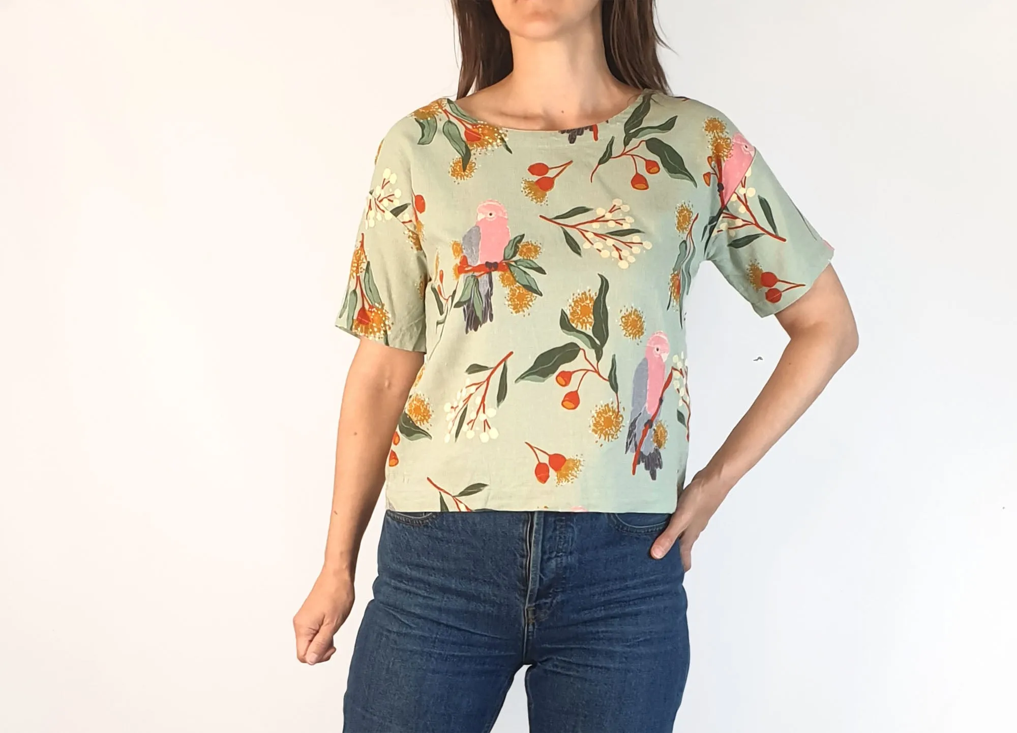 Princess Highway green top with galah print size 6, fits 6 and 8