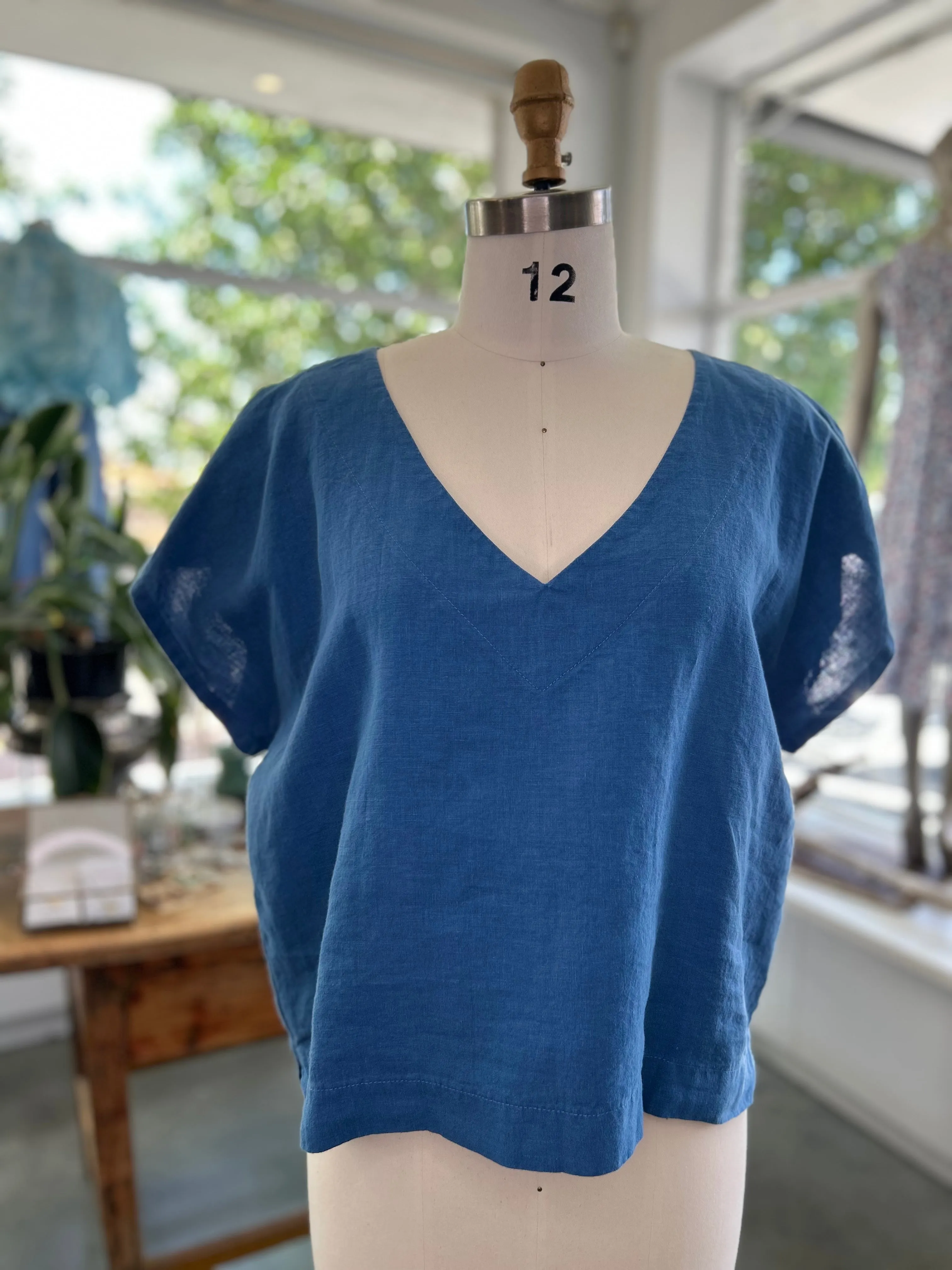 Shelly Top V Neck