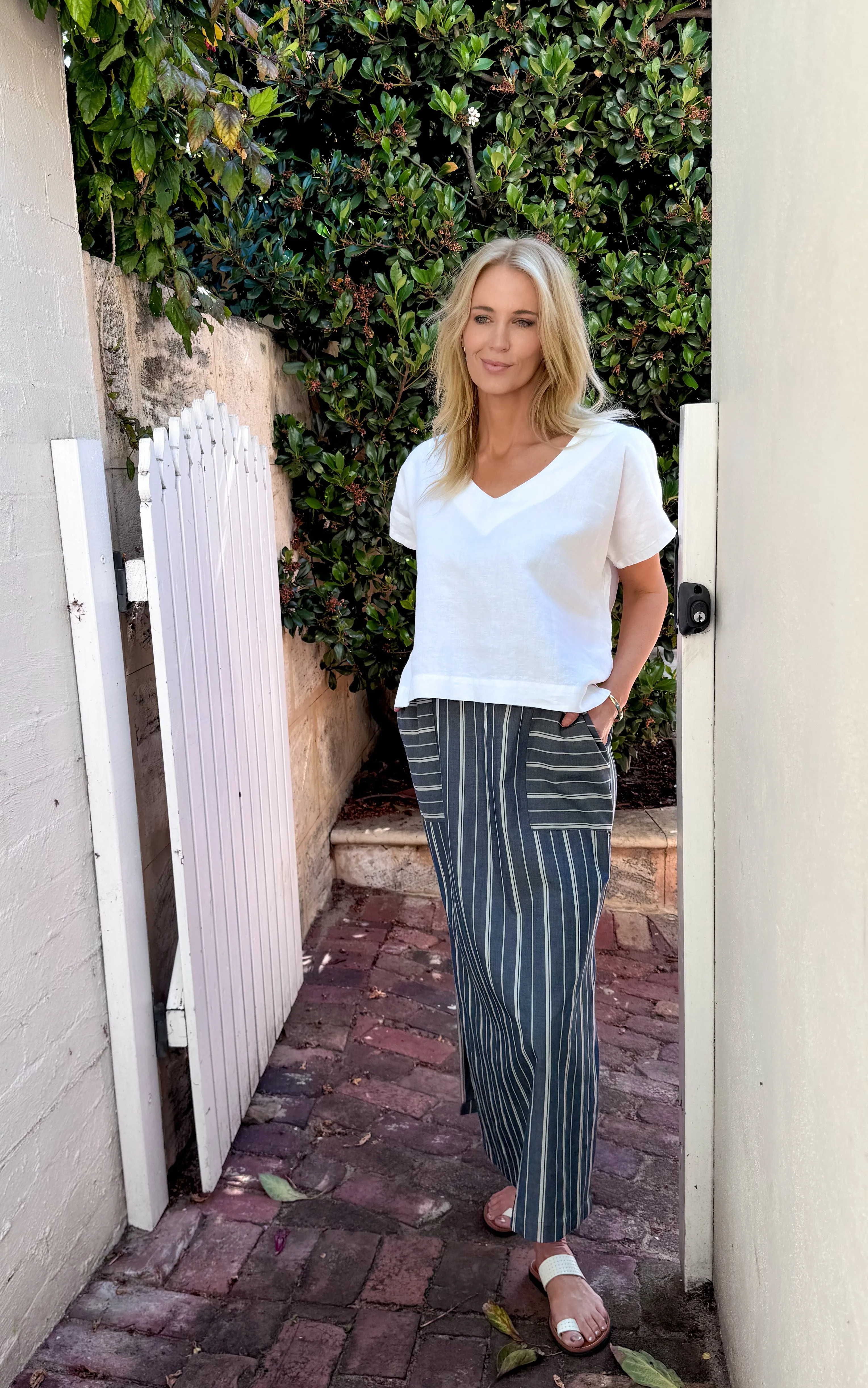 Shelly Top V Neck