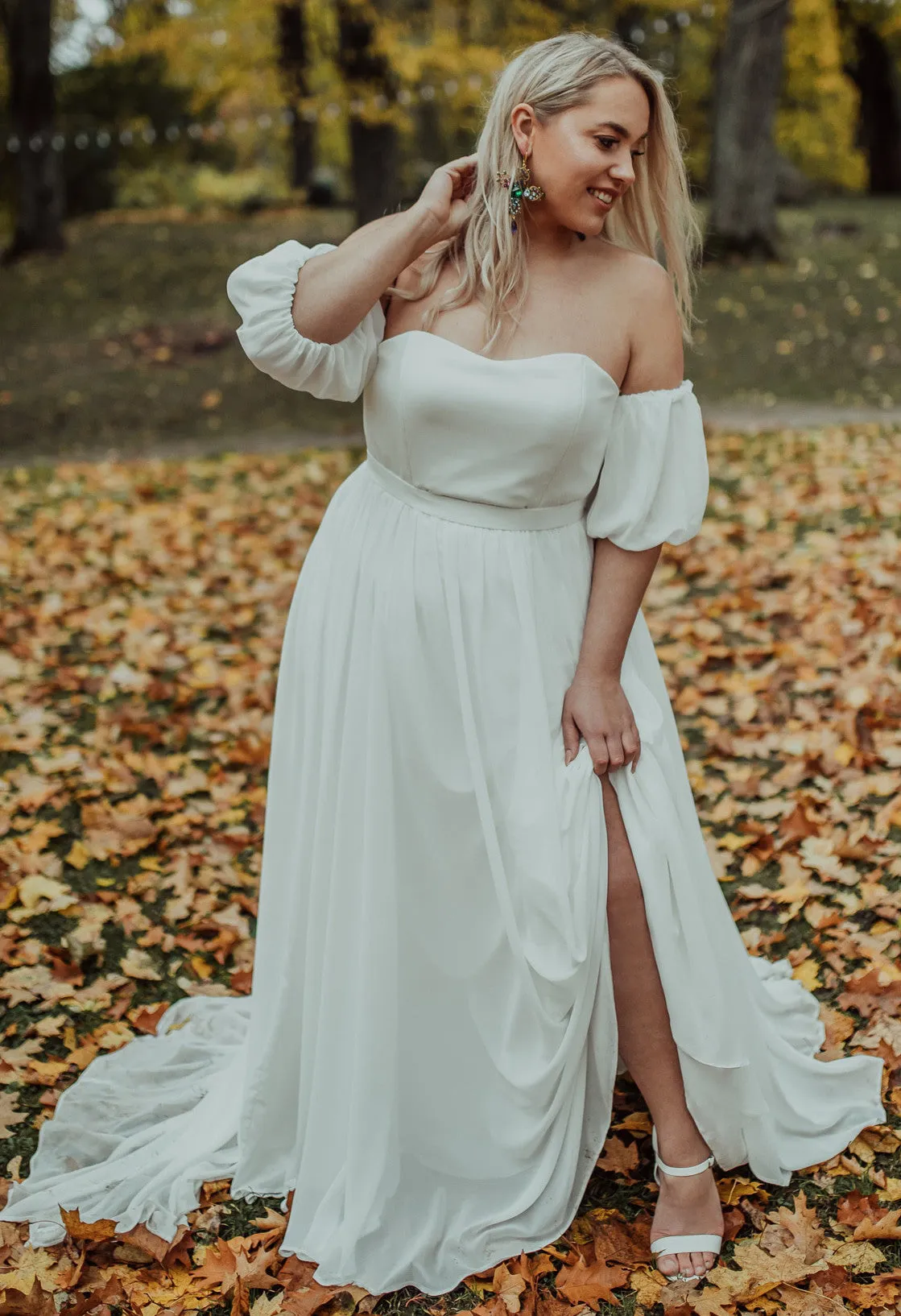 Simple A Line Chiffon Off-the-shoulder Pull Wedding Dress with Bow-716120