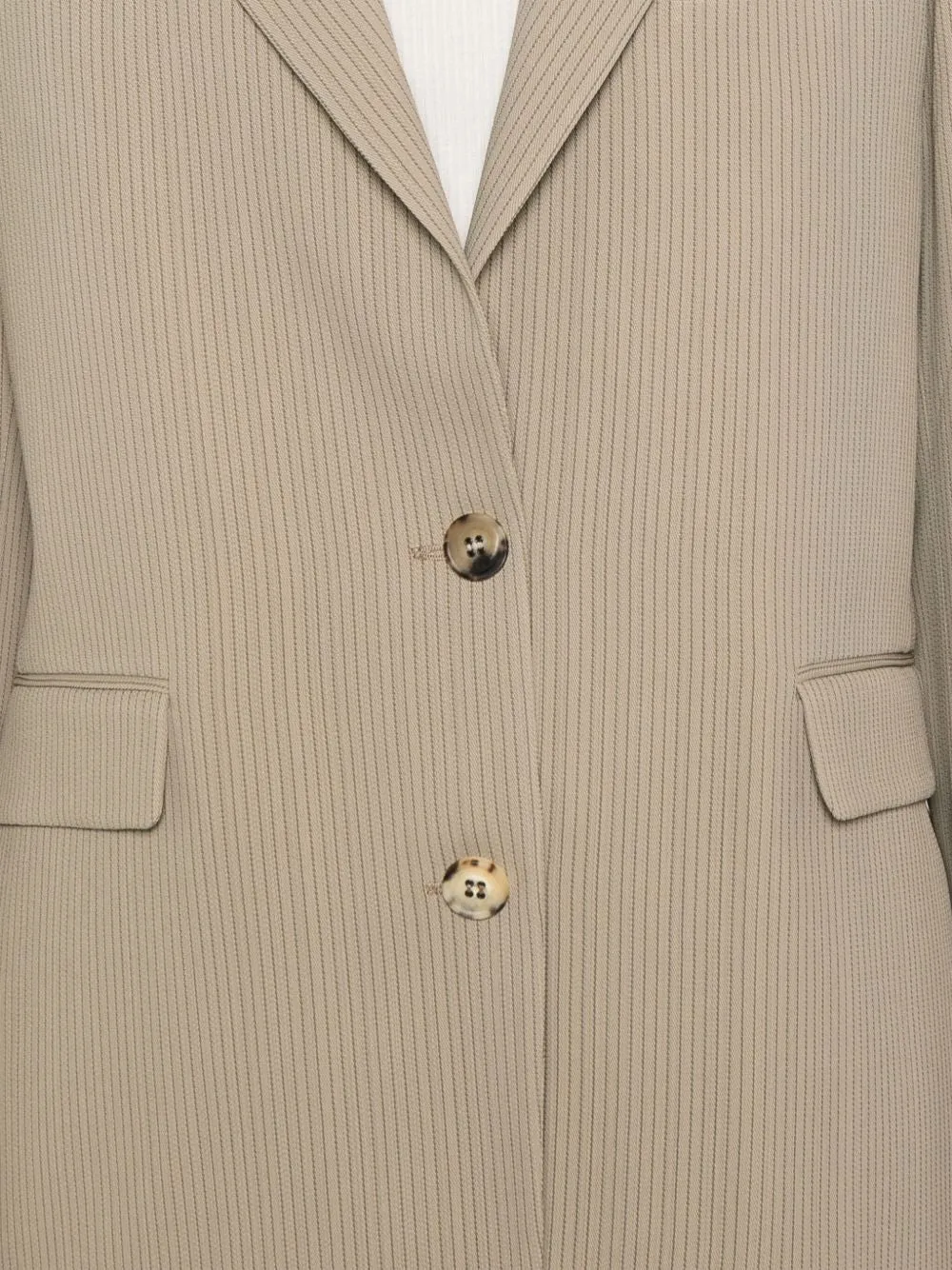 Single-breasted jacket