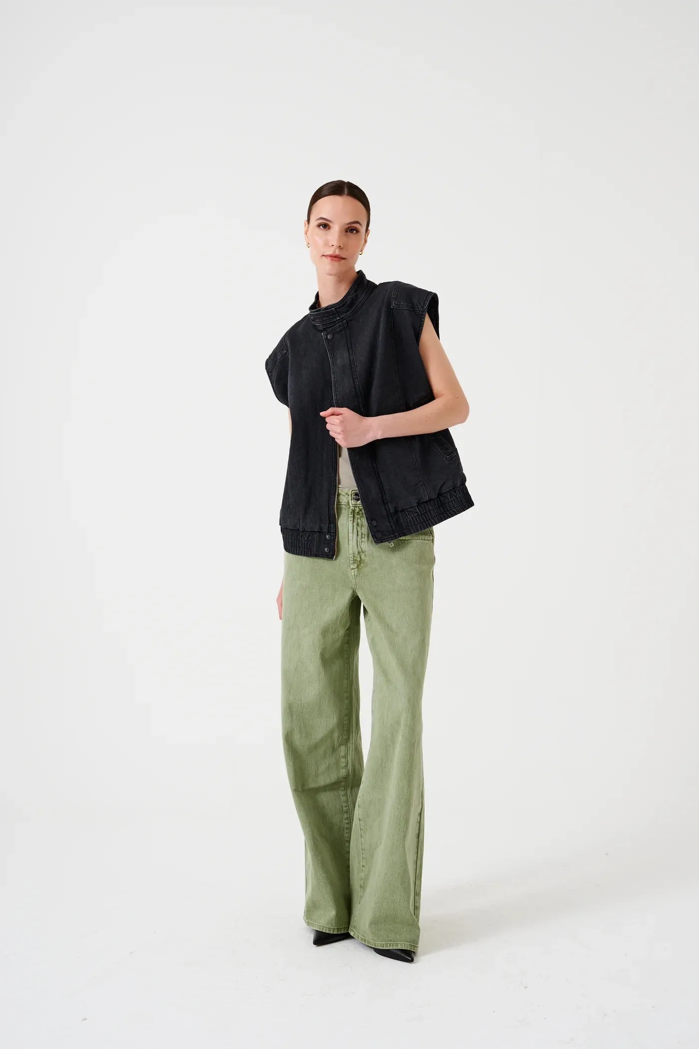 Sleeveless Oversized Juno - Washed Black | Seventy   Mochi