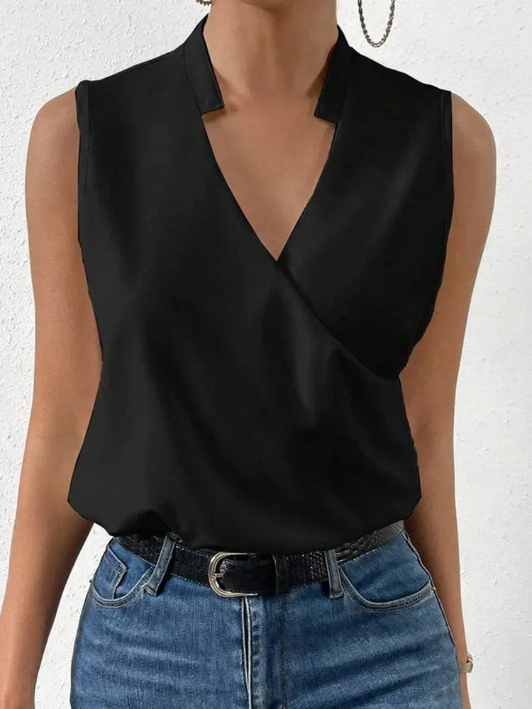 Sunniva® | V-neck shirt without sleeves