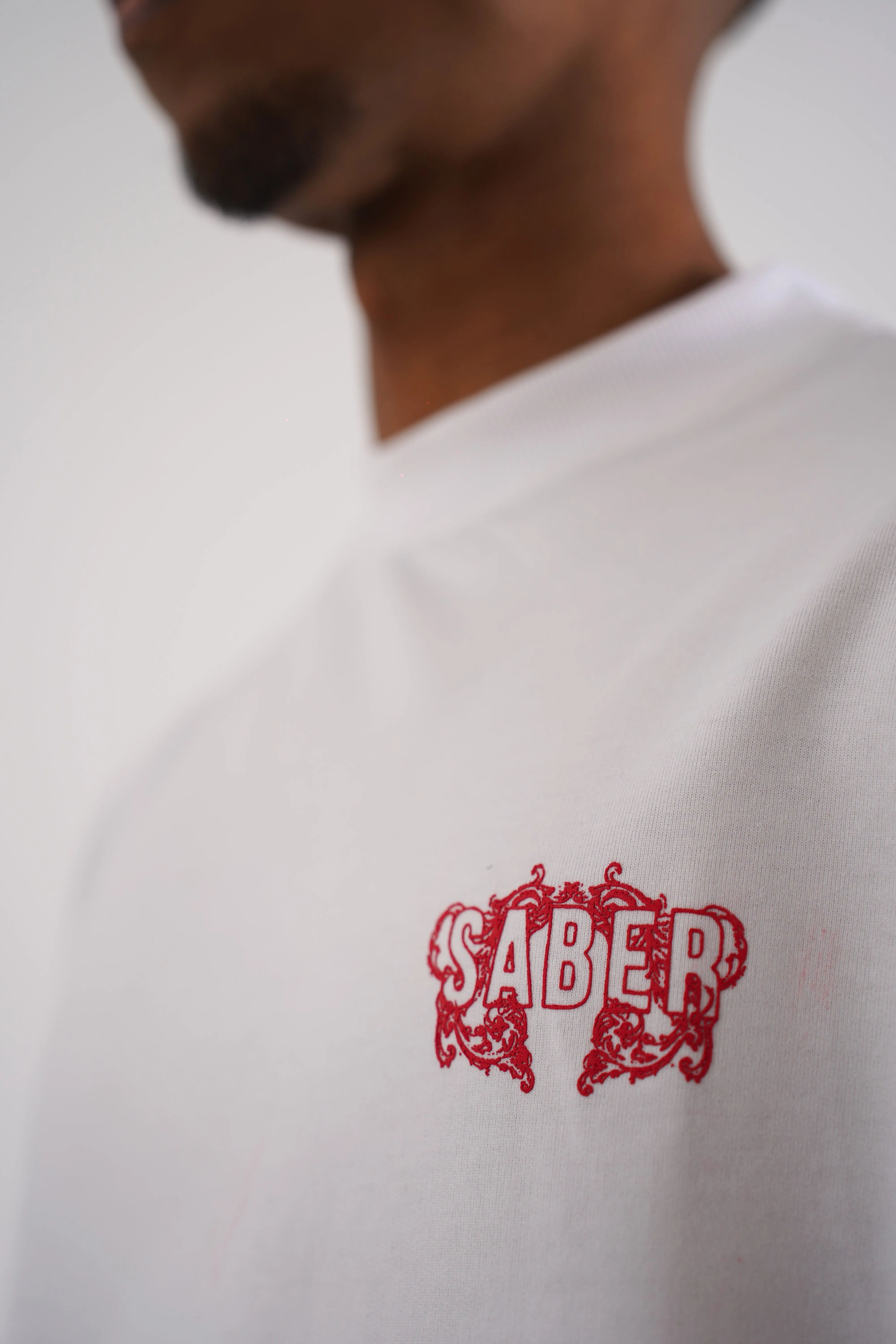 The Ornamental Tee [WHITE/BLOOD RED]