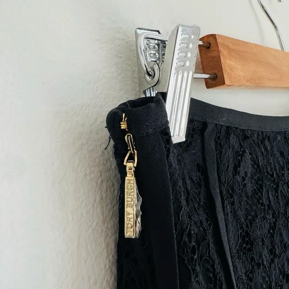 Tory Burch • Classic Lace Pencil Skirt in Black