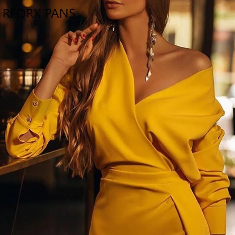 Women‘s V neck slit Dress
