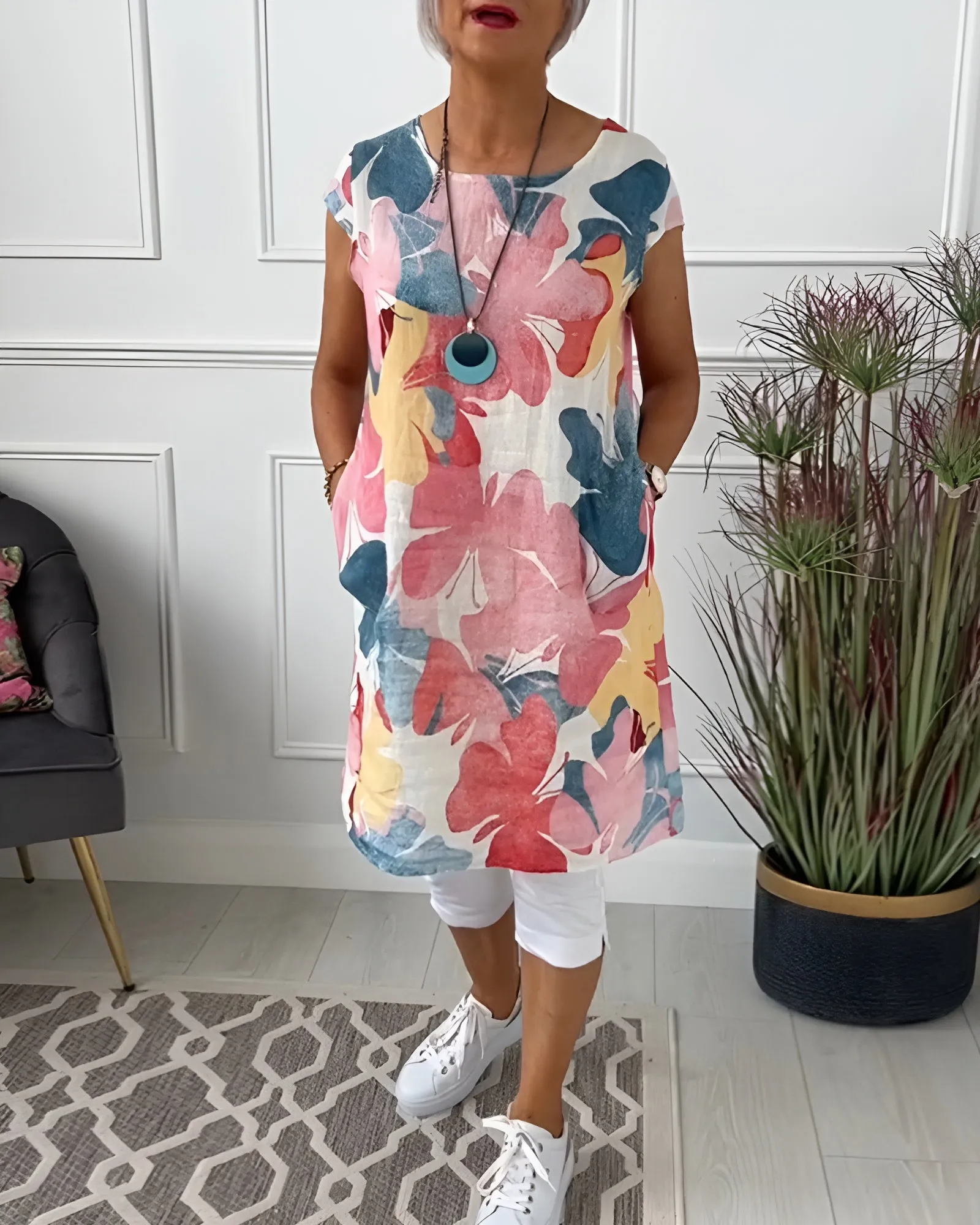Xaviera® | Colorful casual long floral top