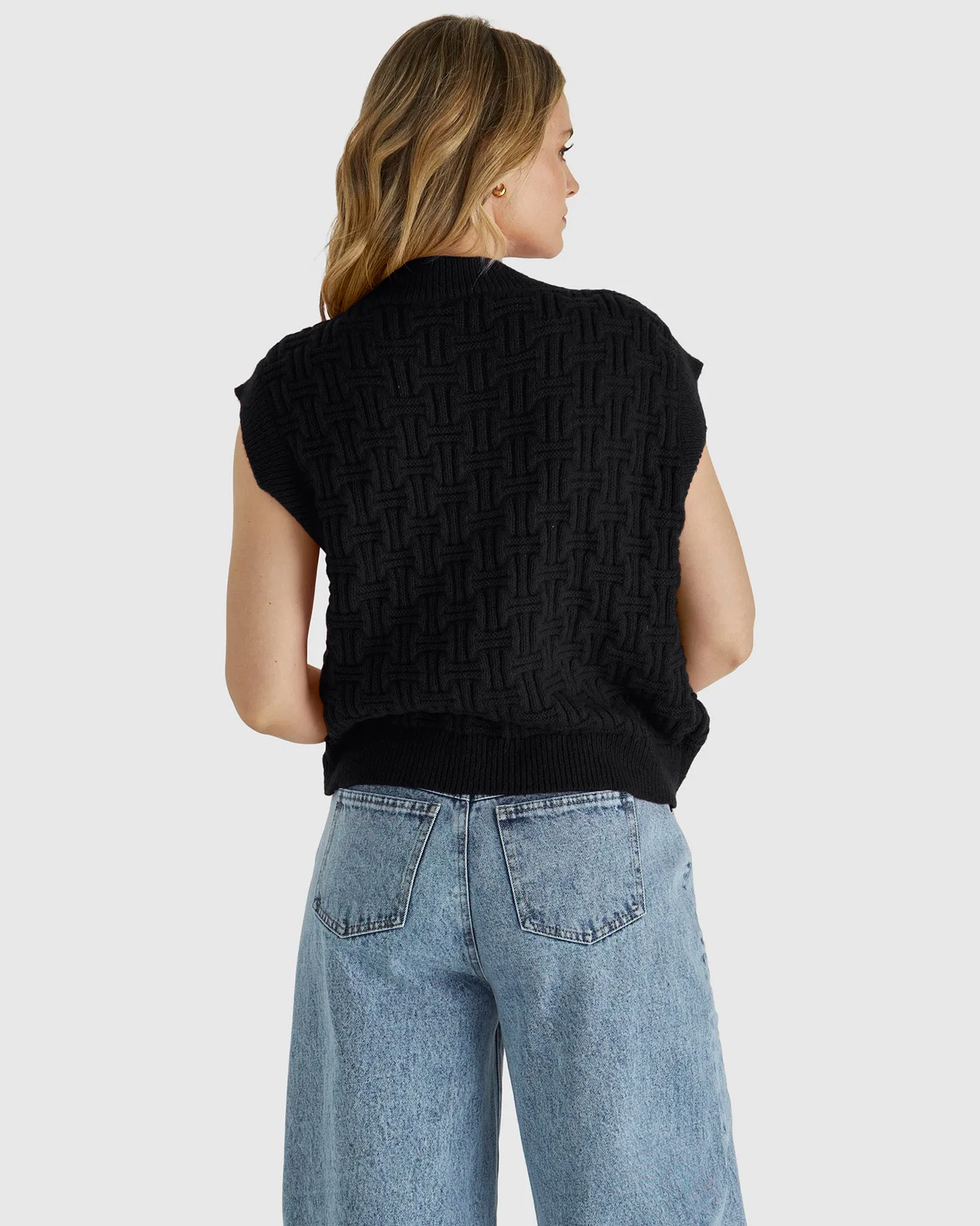 Zadie Vest - Black